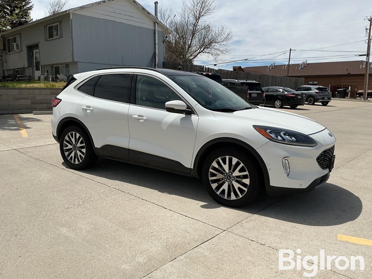 2020-ford-escape-image-3
