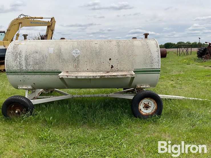1000-gallon-tank-on-running-gear-image-4