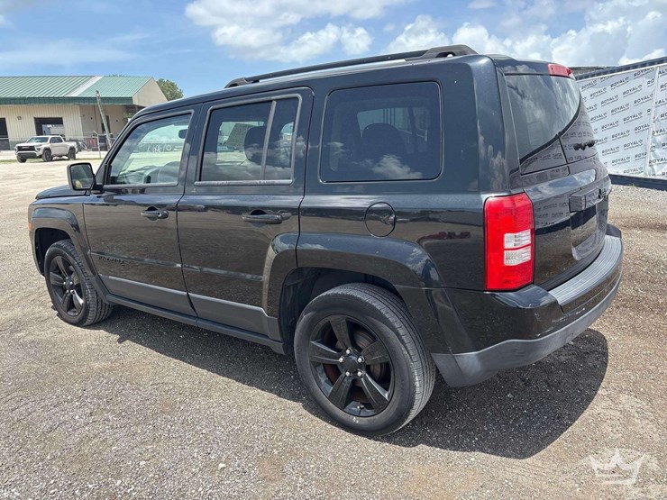 2015-jeep-patriot-image-4