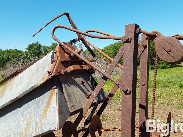 john-deere-25-image-17