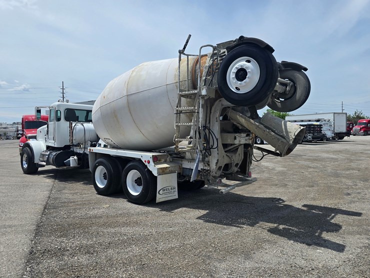 2014-peterbilt-365-image-15