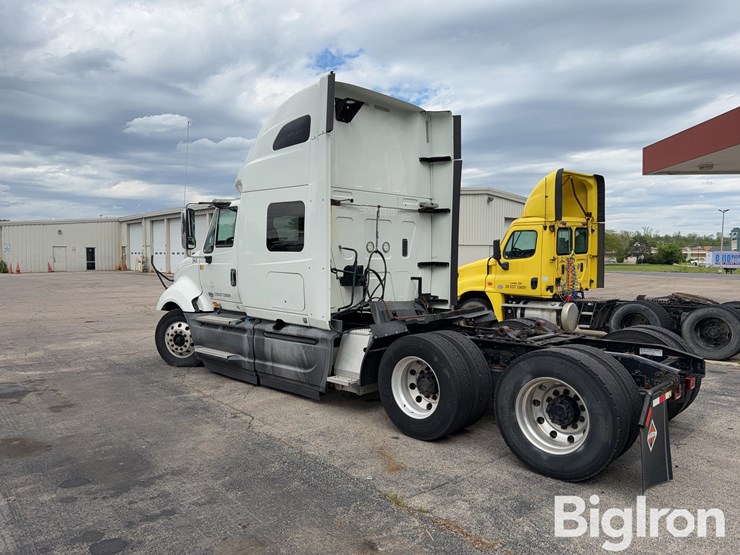2015-international-prostar-image-7