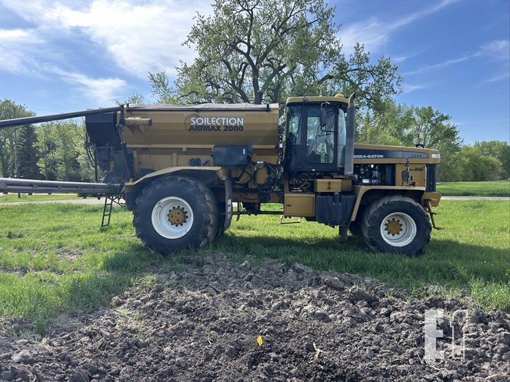 ag-chem-terra-gator-8244-image-7