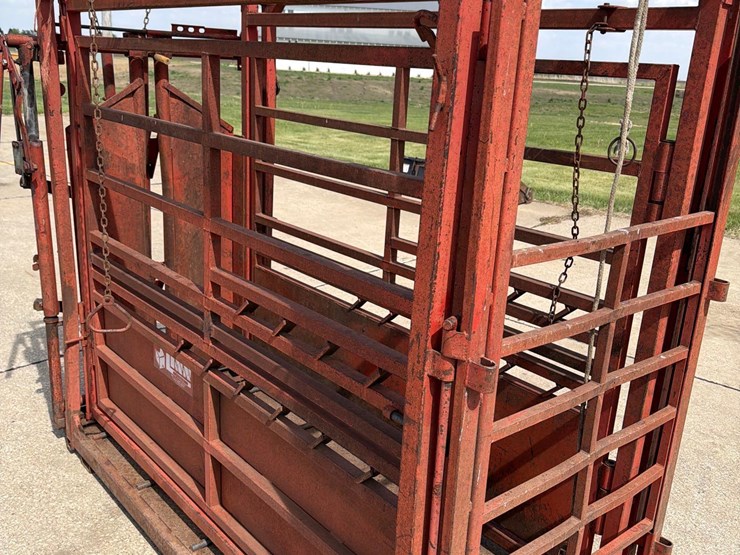 linn-7ft-cattle-working-chute-image-14