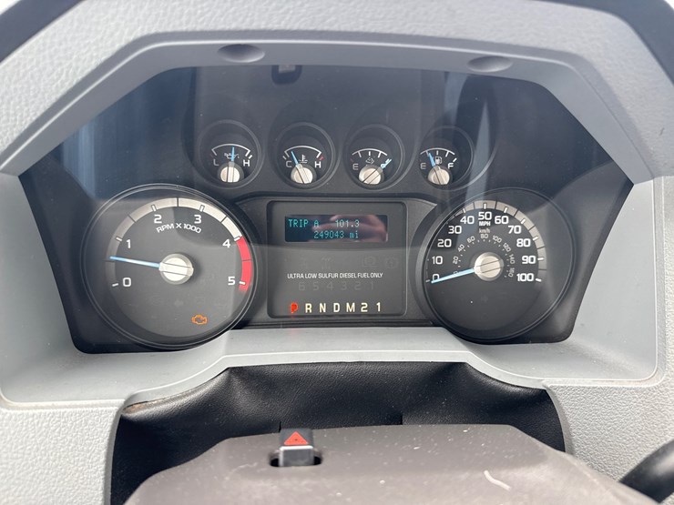 2016-ford-f650-image-11