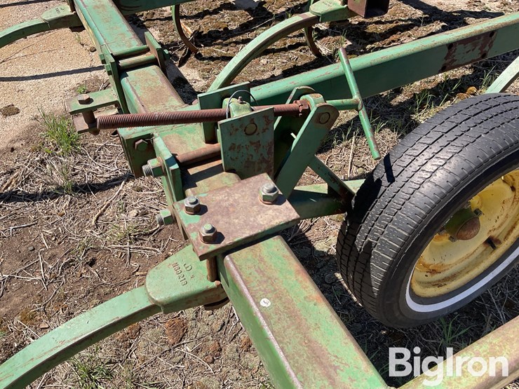 john-deere-1610-image-11