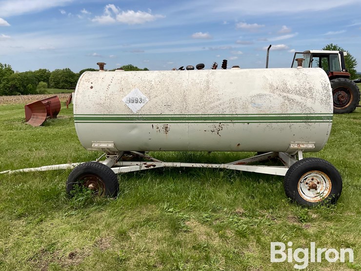 1000-gallon-tank-on-running-gear-image-8