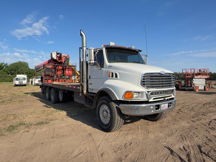 2003-sterling-lt9500-image-2