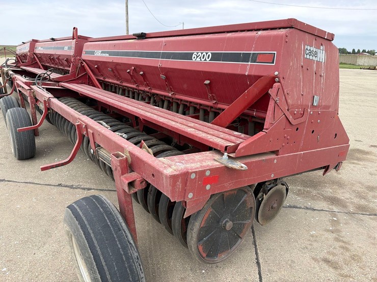 case-ih-6200-image-8