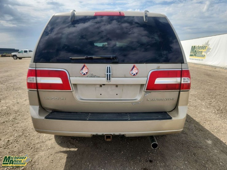 2008-lincoln-navigator-image-7