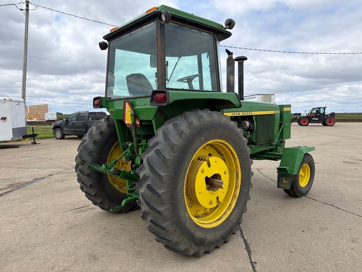 john-deere-4430-image-4