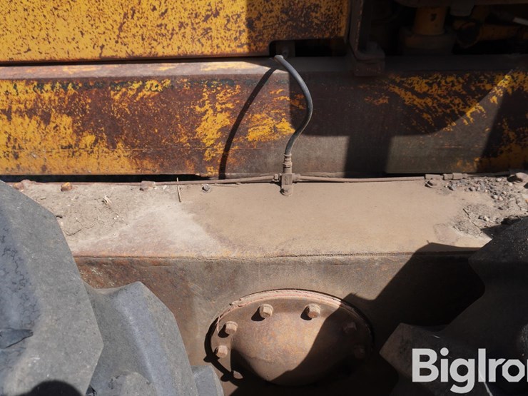 1968-caterpillar-12f-image-10