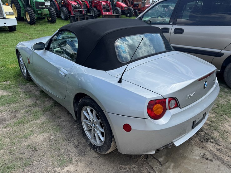 2003-bmw-z4-2.5i-roadster-convertible-convertible-top-motor-not-functioning---must-let-down-manually-image-4
