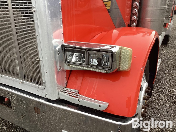 1999-peterbilt-379-image-10