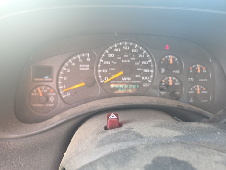 2001-chevrolet-3500-regular-cab-dually-flatbed-pickup-image-43
