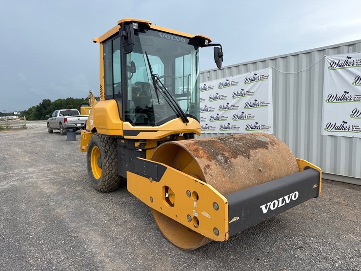2021-volvo-sd75b-image-2