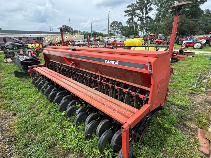 case-5400-mulch-till-3-point-seed-drill-image-1