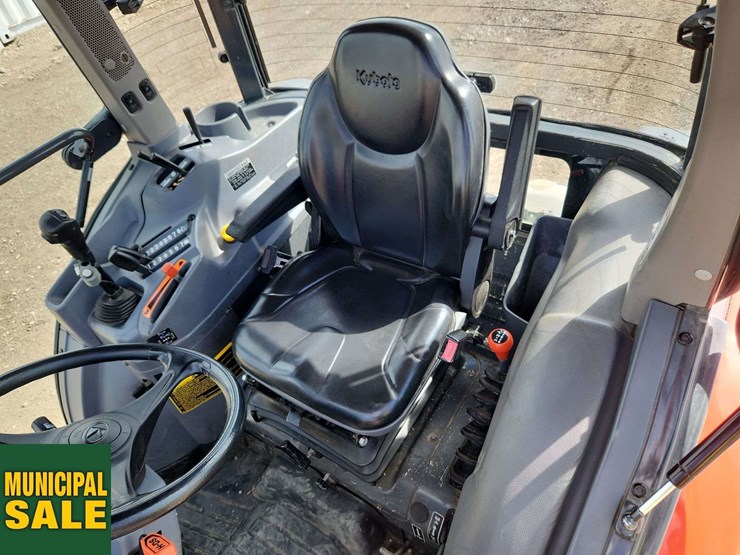 2015-kubota-l4760-image-29