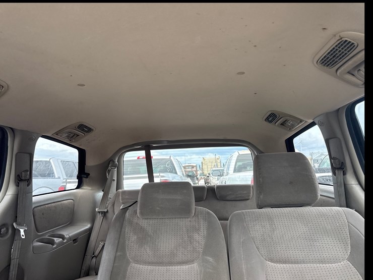 2009-toyota-sienna-image-24