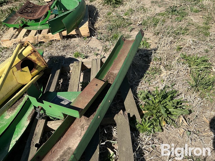 john-deere-5830-image-15