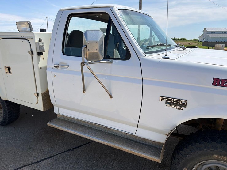 1996-ford-f350-image-17