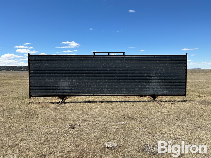 portable-free-standing-wind-break-panel-image-2