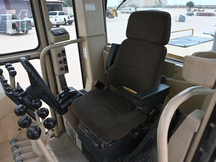 2004-caterpillar-140h-image-9