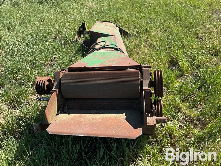 john-deere-5830-image-2