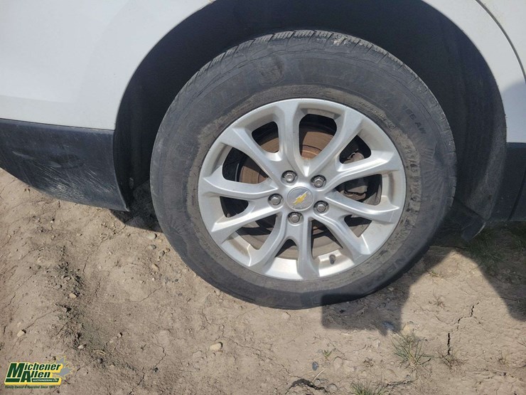2018-chevrolet-equinox-image-11