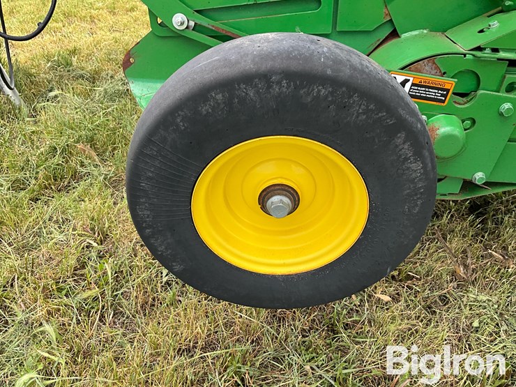 2021-john-deere-560r-image-18