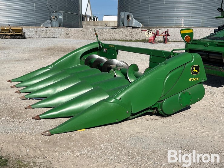 john-deere-606c-image-1