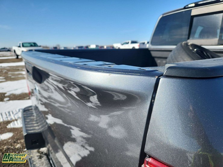 2017-nissan-titan-image-59