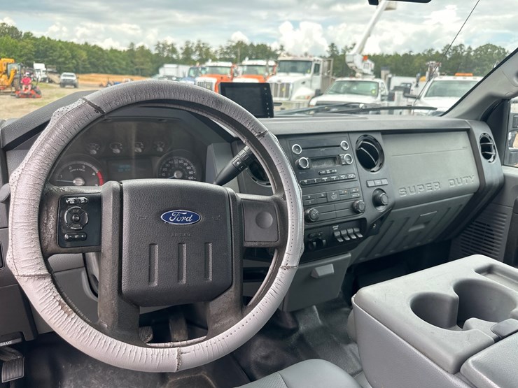 2015-ford-f350-image-9