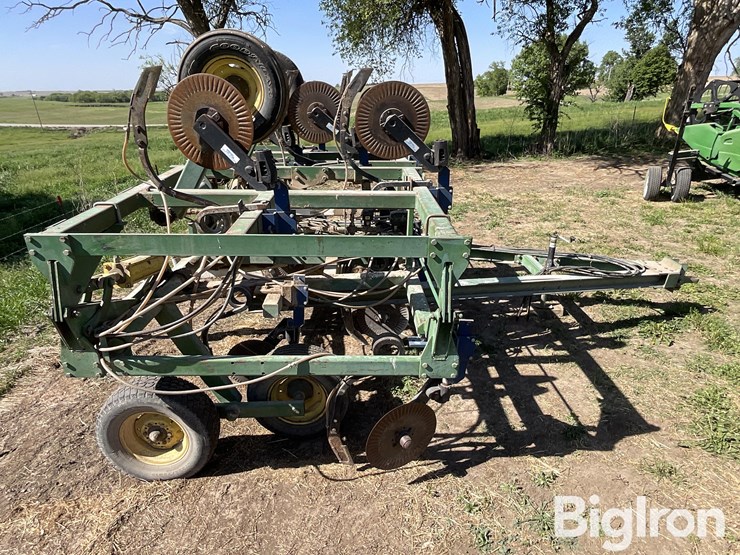 john-deere-1610-image-4