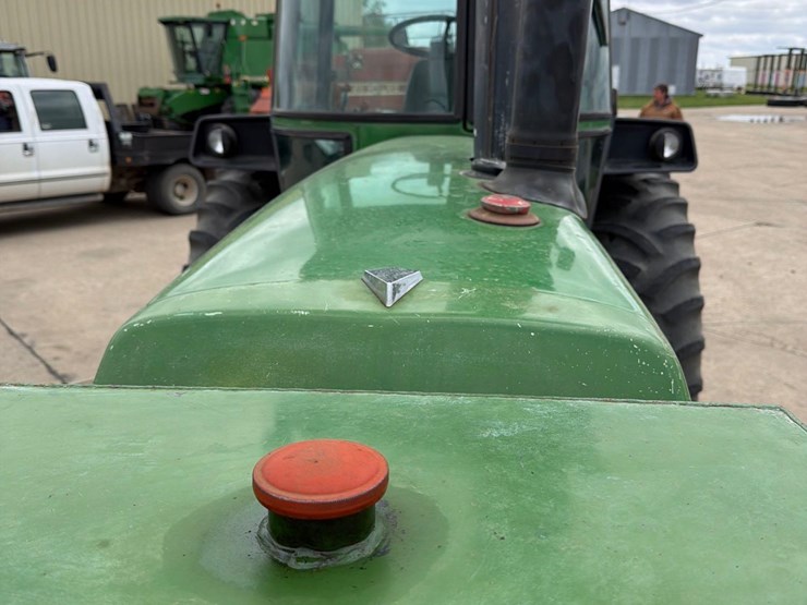 john-deere-4430-image-24