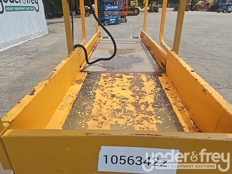 2017-hy-brid-lifts-hb-1430-image-11