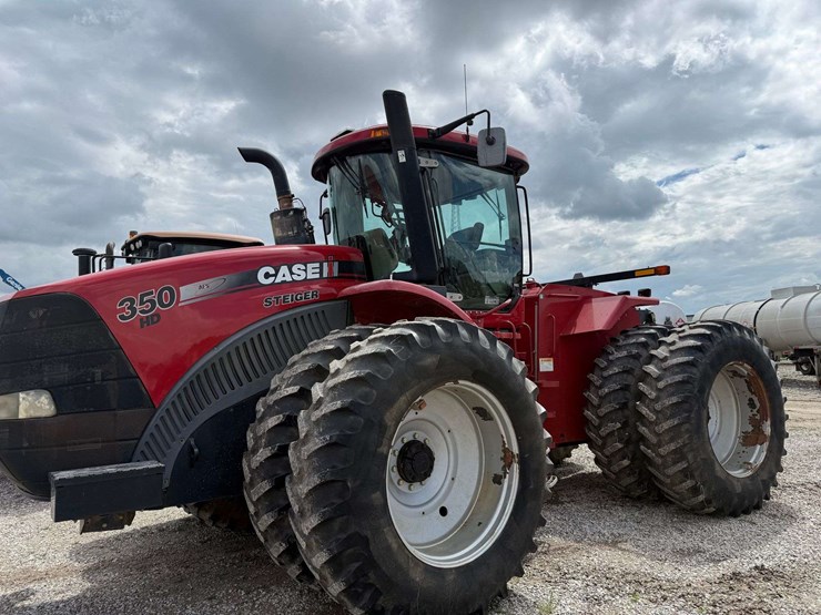 2012-case-ih-350-image-23