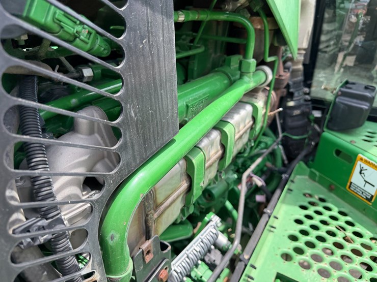 2016-john-deere-r4038-image-78