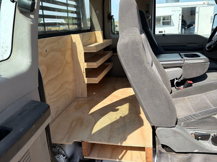 2008-ford-f250-image-26