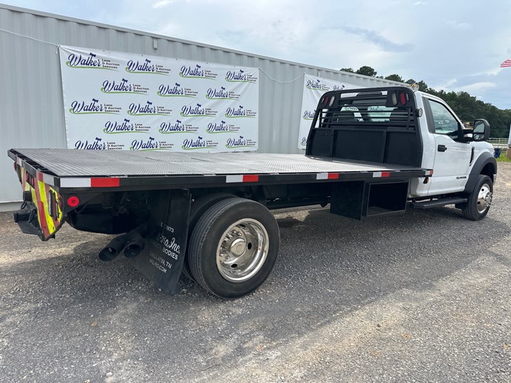 2018-ford-f550-image-11