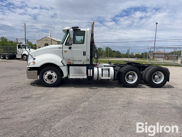 2015-international-prostar-image-8