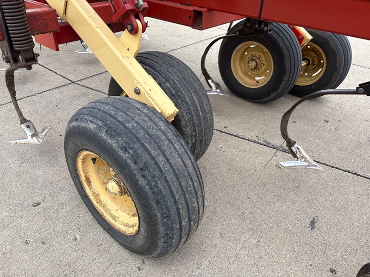 krause-tl-6200-24ft-soil-finisher-image-23