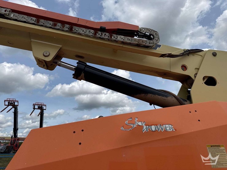 2013-jlg-860sj-image-6