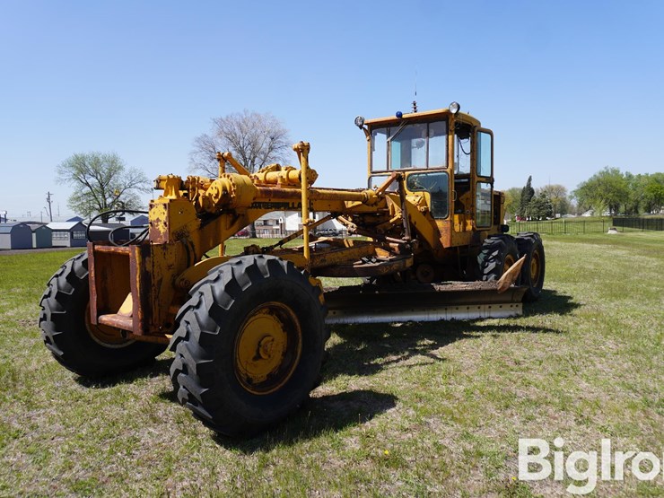 1968-caterpillar-12f-image-1