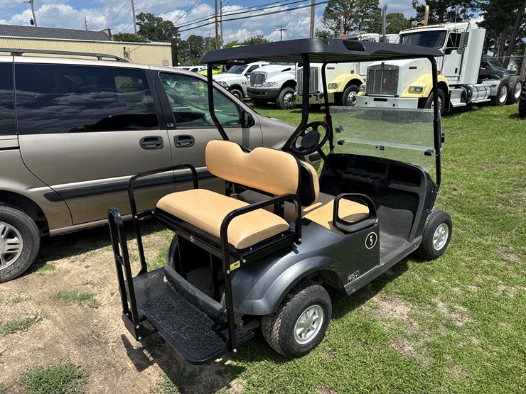 2019-ezgo-txt-elite-golf-cart-w/-folding-rear-seat-windsheild.-lithium-battery,-and-charger-image-3