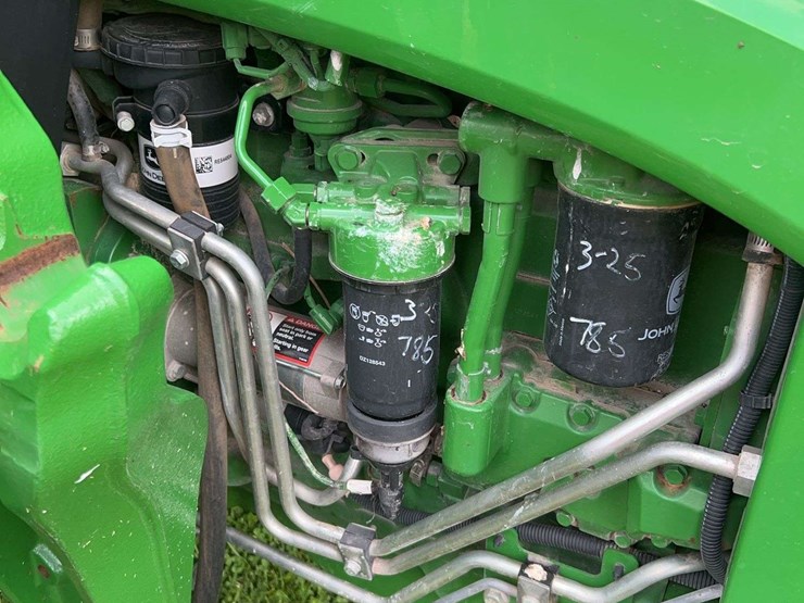 2015-john-deere-6120e-image-19