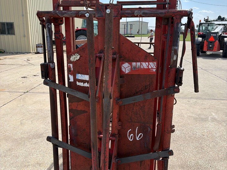 linn-7ft-cattle-working-chute-image-8