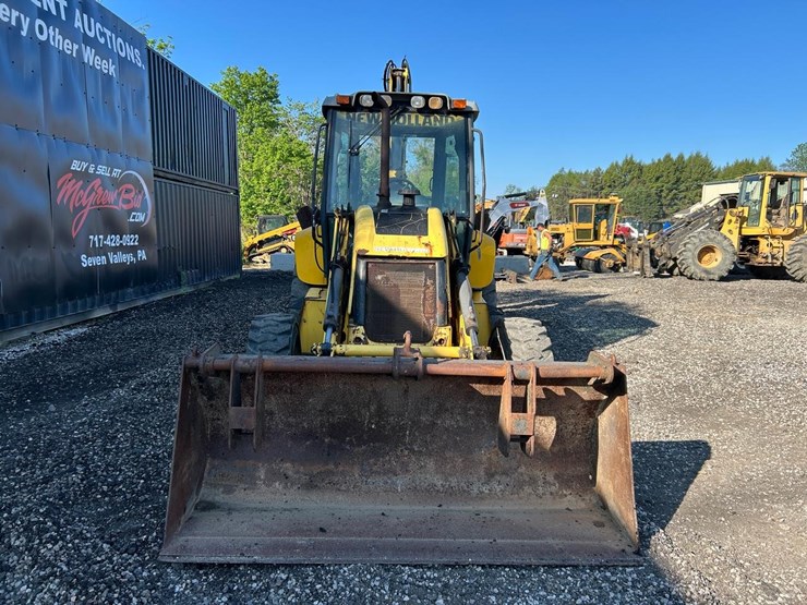 new-holland-lb95b-image-7