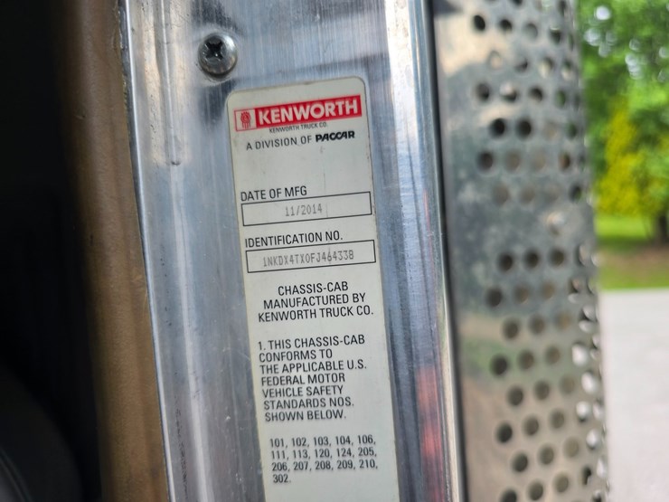 2015-kenworth-t800-image-60