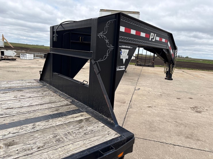 2010-97”-x-36’-pj-trailers-gooseneck-deck-over-trailer-image-29
